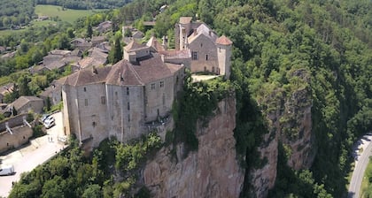 Villa in Bruniquel by Aveyron River