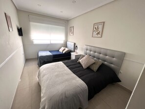 3 chambres, fer et planche à repasser, Wi-Fi gratuit, draps fournis
