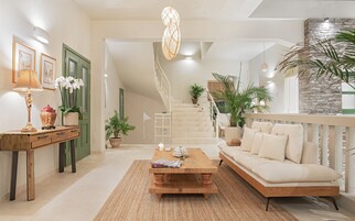 1 bedroom, premium bedding, down comforters, memory foam beds