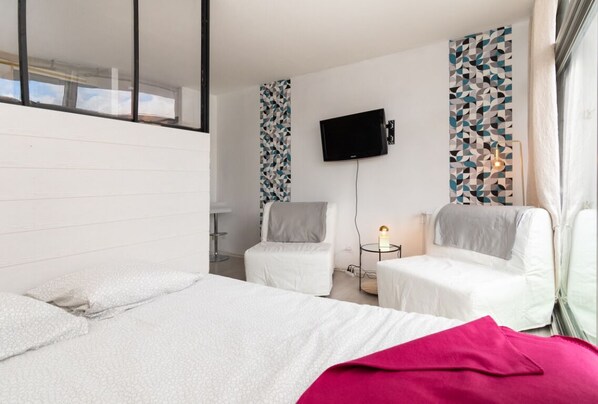 1 bedroom, iron/ironing board, WiFi, bed sheets