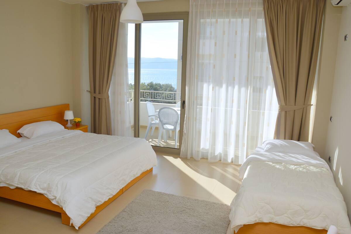 Superior Room with Sea View | 客房景观