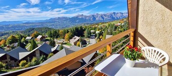 Wohnung für 4 Pers, Südbalkon, Parkplatz, WLAN, Haustiere erlaubt
