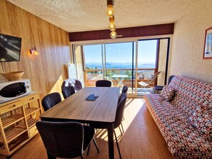 Interior - Cozy apartment for 7 with balcony, WiFi, parking, and pets allowed in Saint-Michel-de-Chaillol (Saint-Michel-de-Chaillol)