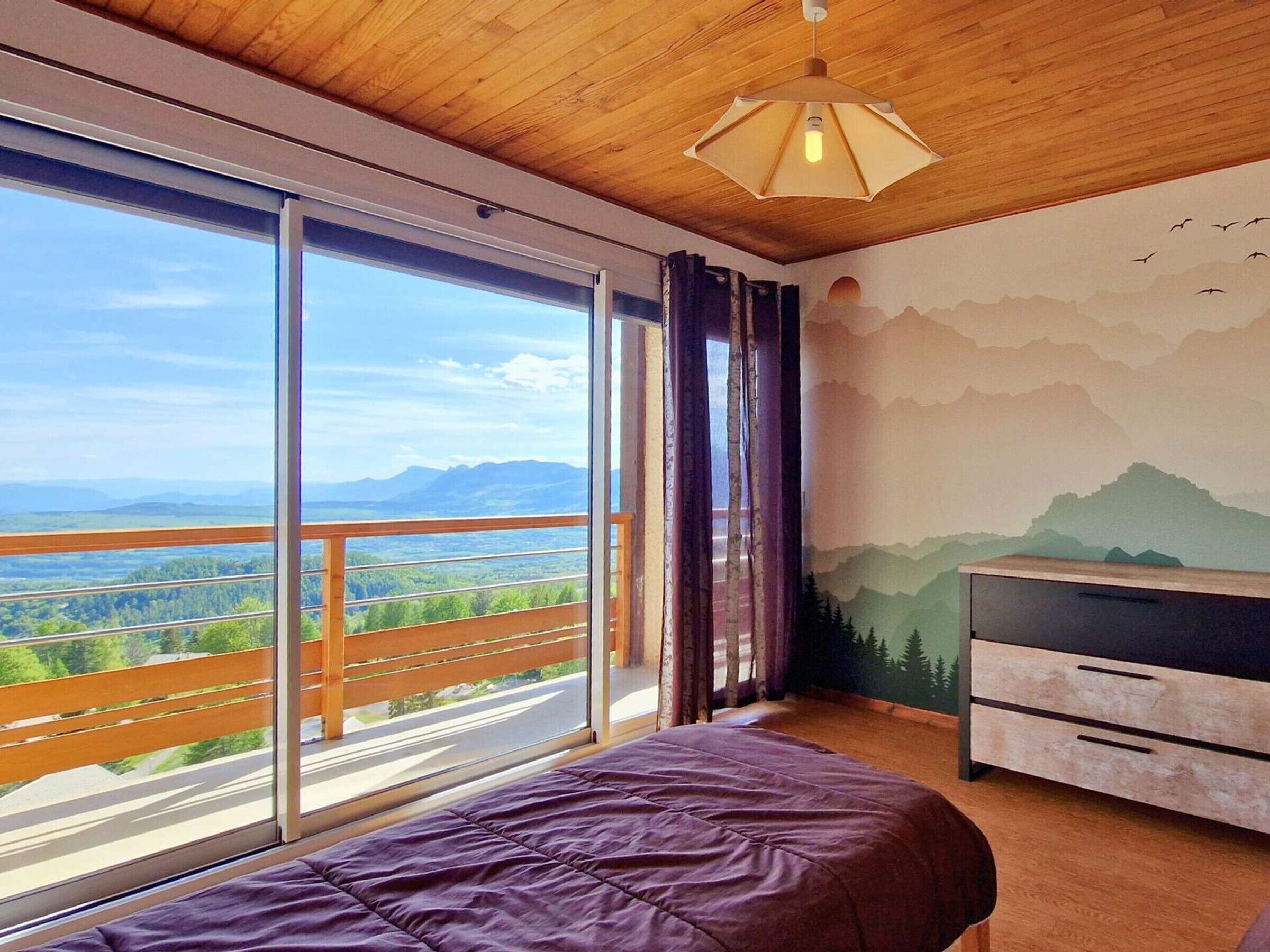 4 bedrooms, free WiFi
