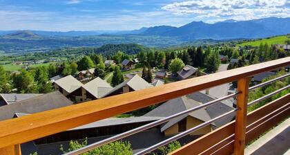 Grand appartement pour 12 pers. avec balcon sud, WIFI, parking et proche pistes – St Michel de Chaillol