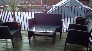 Basic Apartment, Sea View | Terrace/patio - Wilton Room (Weymouth)