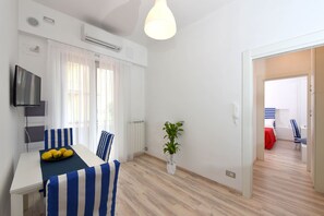 Dining - CdApartments - 2-Min Walk to the Beach & Town Center (Minori)