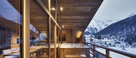 Bain à remous intérieur