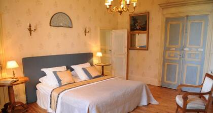 Chambre d'hĂŽtes , "de madame"