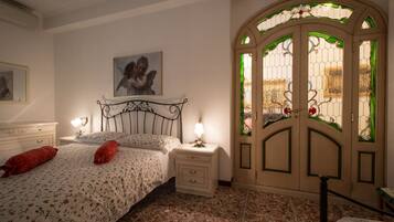 2 chambres, fer et planche Ă  repasser, lit parapluie, Wi-Fi gratuit