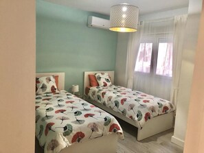 2 bedrooms