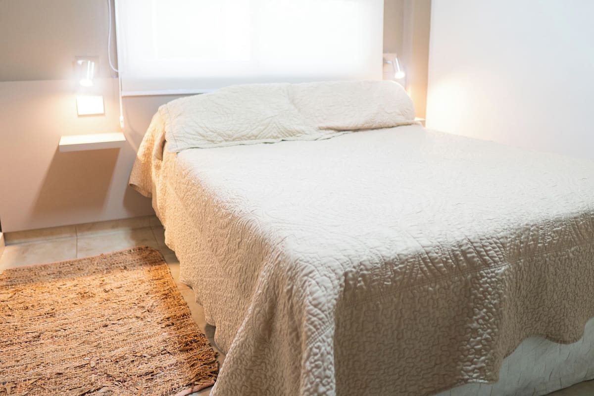 Classic Room, 1 Large Single Bed