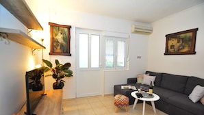 Apartamento standard, 3 quartos, vista para o mar, de frente para o oceano | Área de estar