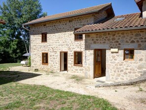 Exterior - Cottage for 4 with private garden, pets allowed (Les Salles)