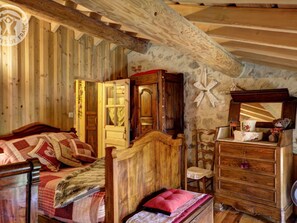 2 bedrooms, free WiFi