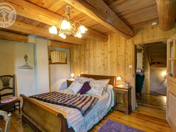 2 bedrooms, free WiFi