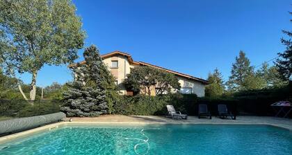 Architect's villa 200sqm with private pool and fireplace