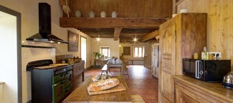 Charming house with spa, sauna and garden for 12 people