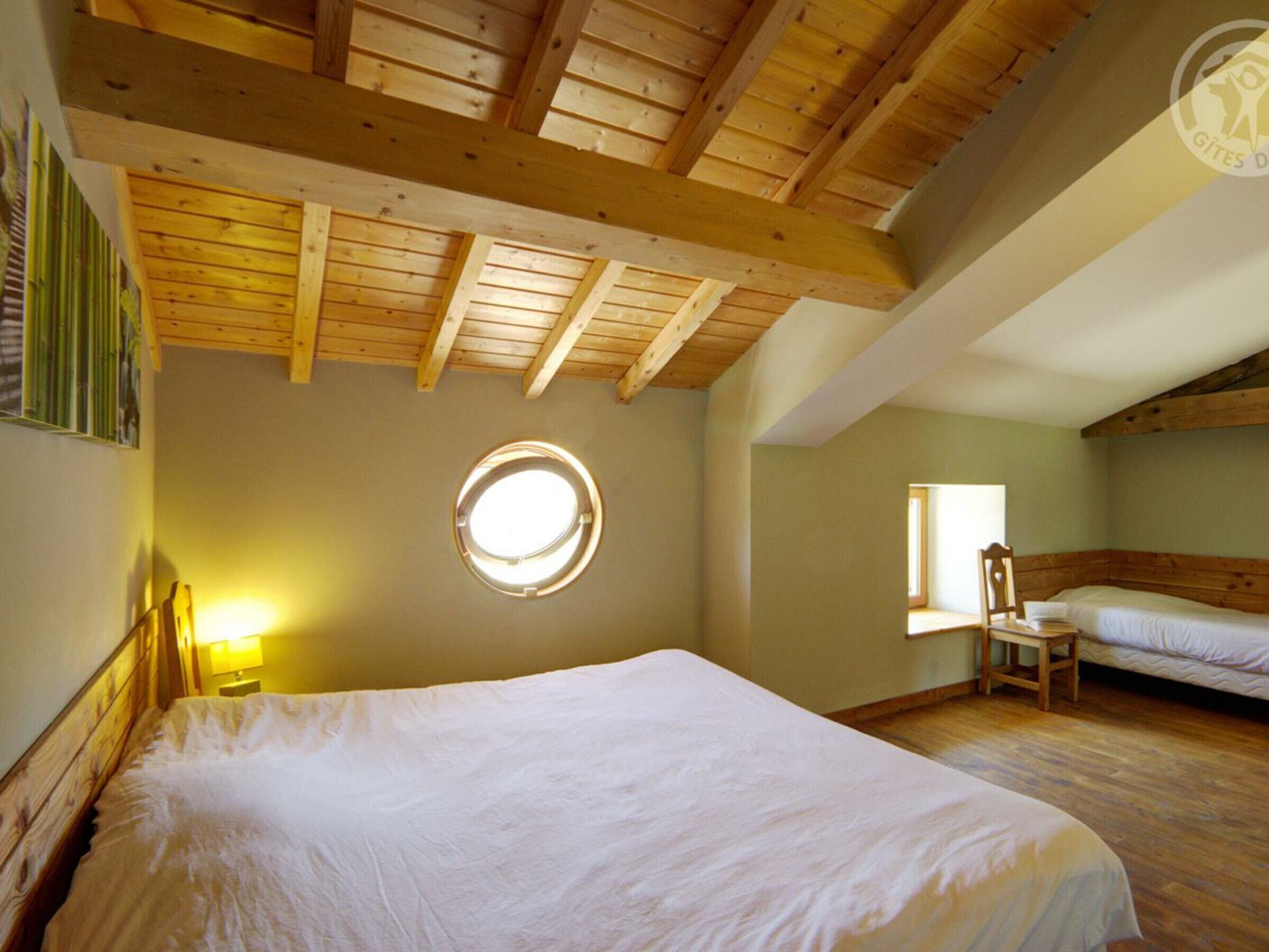 5 bedrooms, free WiFi