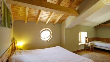 5 bedrooms, free WiFi