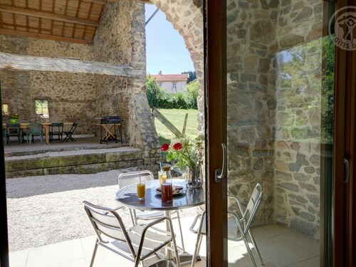 Spacious home with private pool, pet-friendly