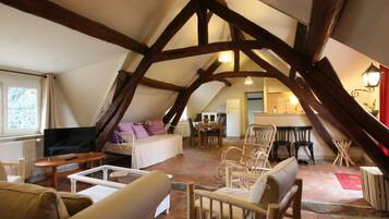 Televisión, mesa de ping pong