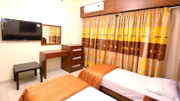 9 bedrooms, soundproofing, iron/ironing board, internet