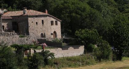 Comfortable house with swimming pool in the ardèchoise mountain