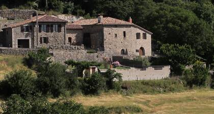 Comfortable house with swimming pool in the ardèchoise mountain