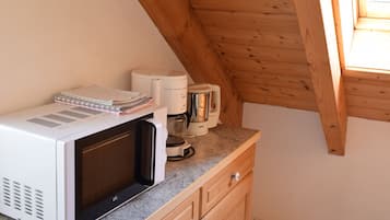 Apartment | Private kitchen | Full-size fridge, microwave, oven, stovetop