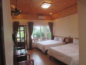 Down duvets, minibar, desk, free WiFi - Truong Xuan Resort (Co To)