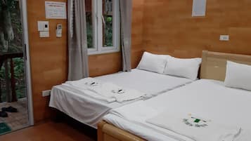 Gebar bulu kapas, bar mini, meja, Wi-fi percuma