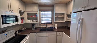 Awesome Cabin Near Cave Run Lake and Morehead State University!!