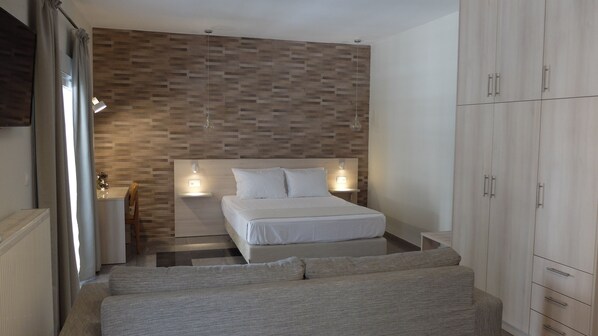 Basic-Studio (Anastasia) | Zimmersafe, Verdunkelungsvorhänge, schallisolierte Zimmer