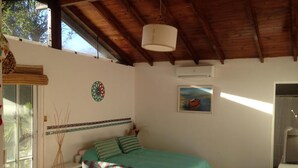 Cabaña Premium, 1 cama de matrimonio, vistas al jardín