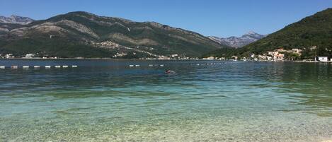 Beach nearby, sun loungers