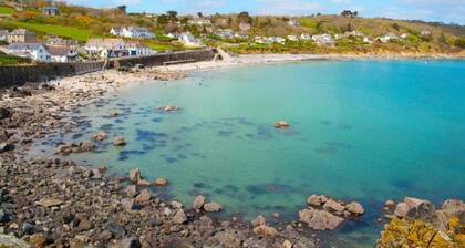 Coverack Cottage - Kahden makuuhuoneen talo, vuodepaikkoja 4