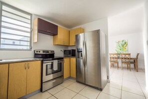 Oven, stovetop, coffee/tea maker, cookware/dishes/utensils - Private pool, Oceanview, Centrally located! (Puerto)