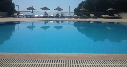 Pine Beach Boutique Hotel