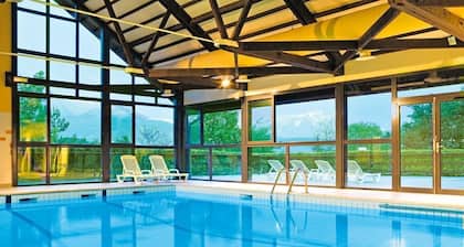 Apartamento Cosy dans les Montagnes | Piscine + Sauna sur Place!