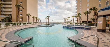 Piscine intérieure, piscine chauffée