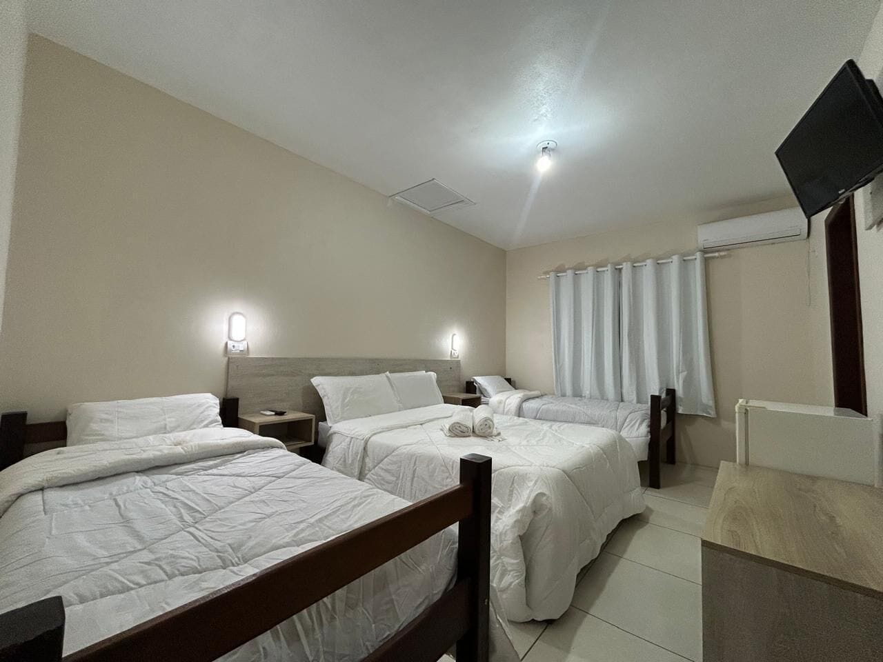 Apartamento Quadruplo Standard | 客房内保险箱、遮光窗帘、隔音、熨斗/熨板