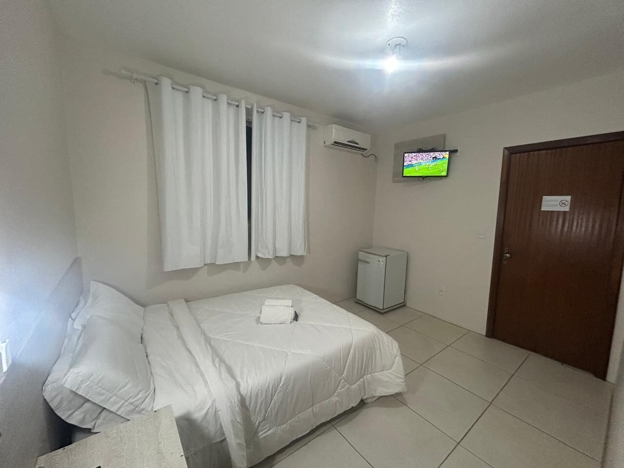 스탠다드룸 | 객실 내 금고, 암막 커튼, 방음 설비, 다리미/다리미판