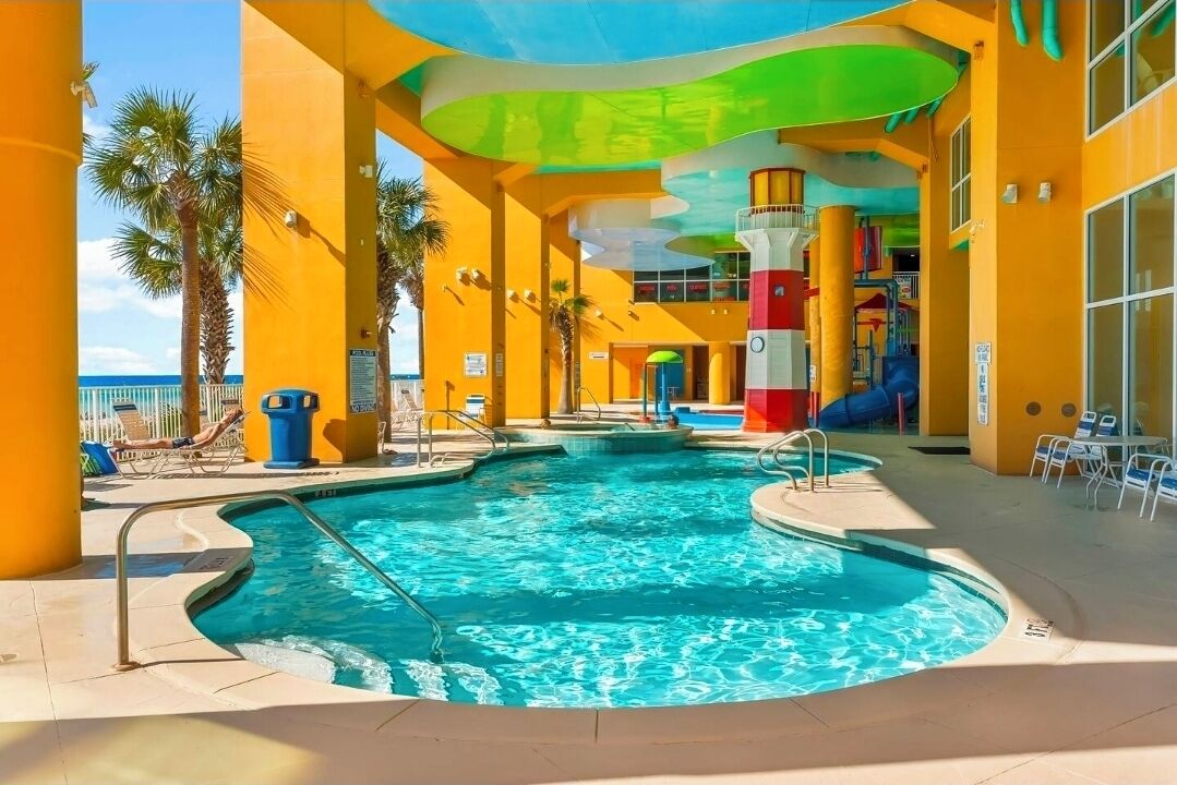 Indoor pool, outdoor pool