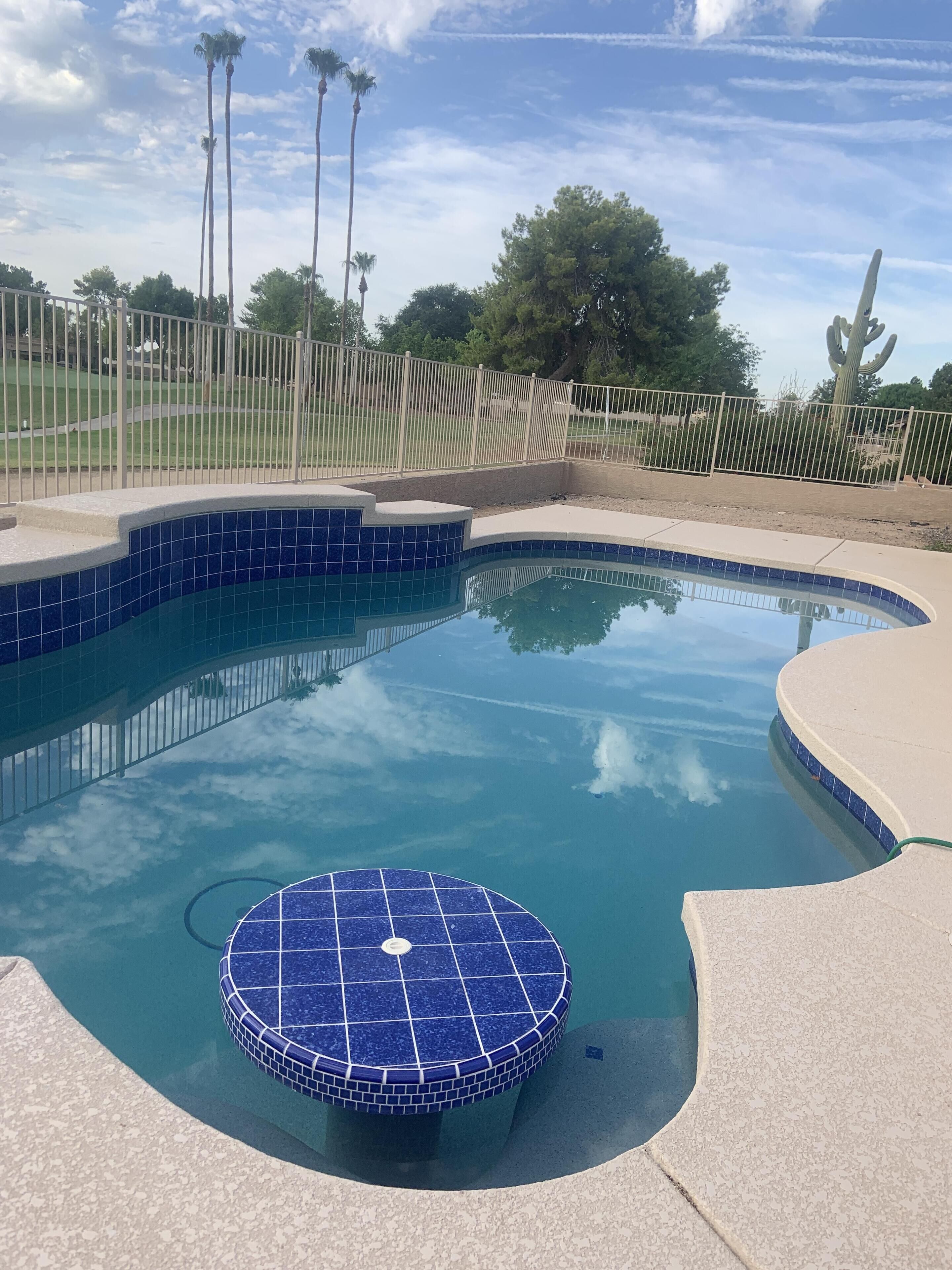 View, Golf and Pool in West Brook Village, 40+