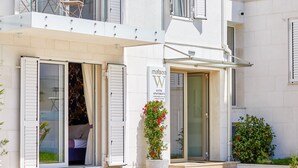 Property entrance - Apartments Maison W (Kotor)