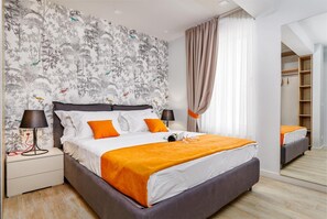 In-room safe, desk, blackout drapes, cribs (free) - Apartments Maison W (Kotor)