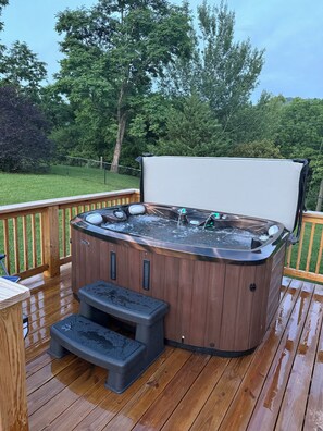 Bain à remous extérieur