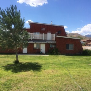 Exterior - 10 Bedroom, 12 Bathrooms, 1985 Rustic Lodge located in the Sevier Valley. (Sevier)