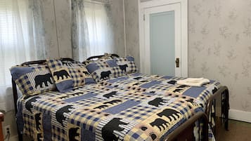 2 chambres, fer et planche à repasser, Wi-Fi gratuit, draps fournis
